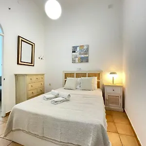 Santa Paula. Centrico Y Acogedor. Apartamento