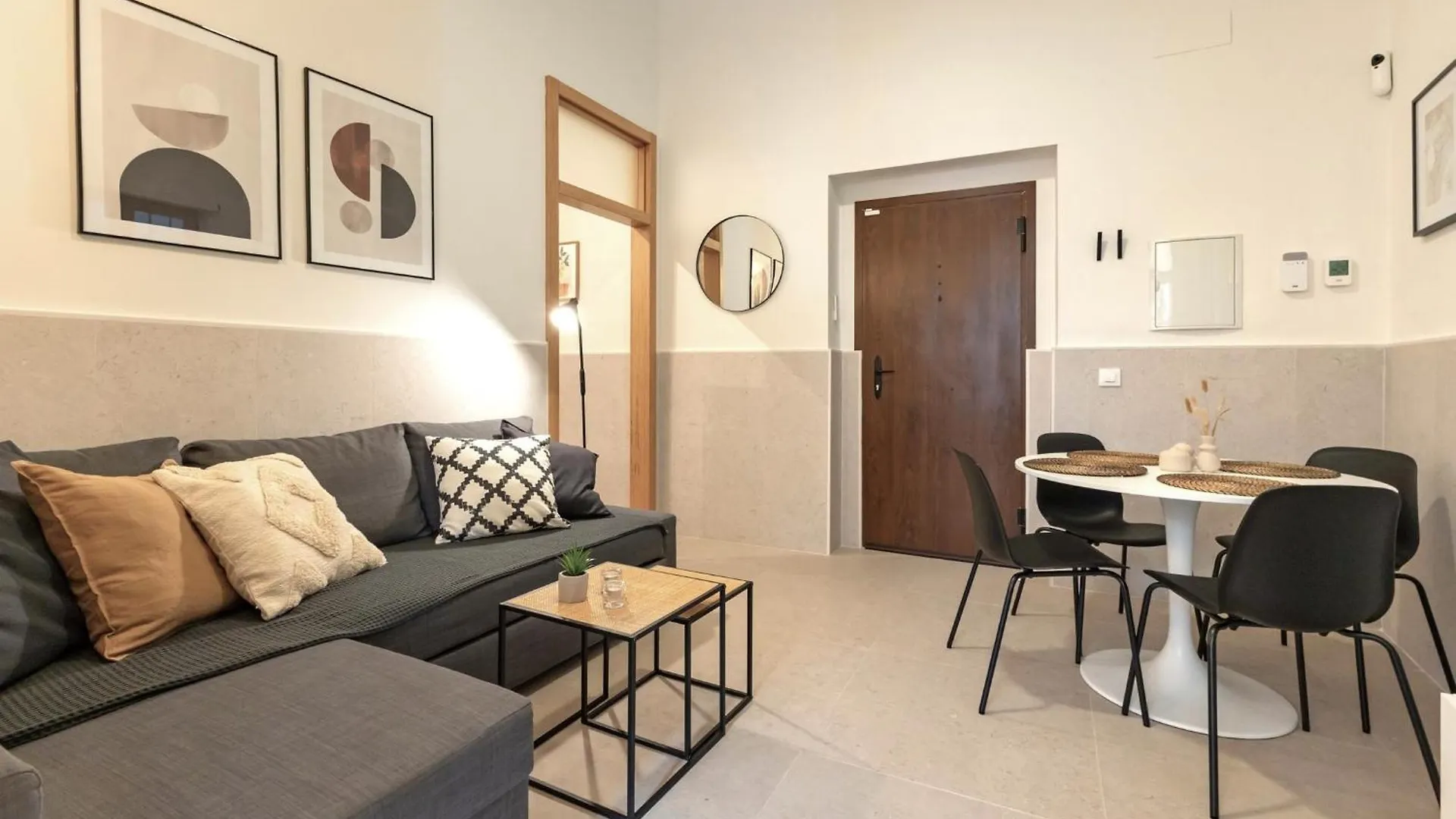 Modern Spacious Apartment Central Of Seville