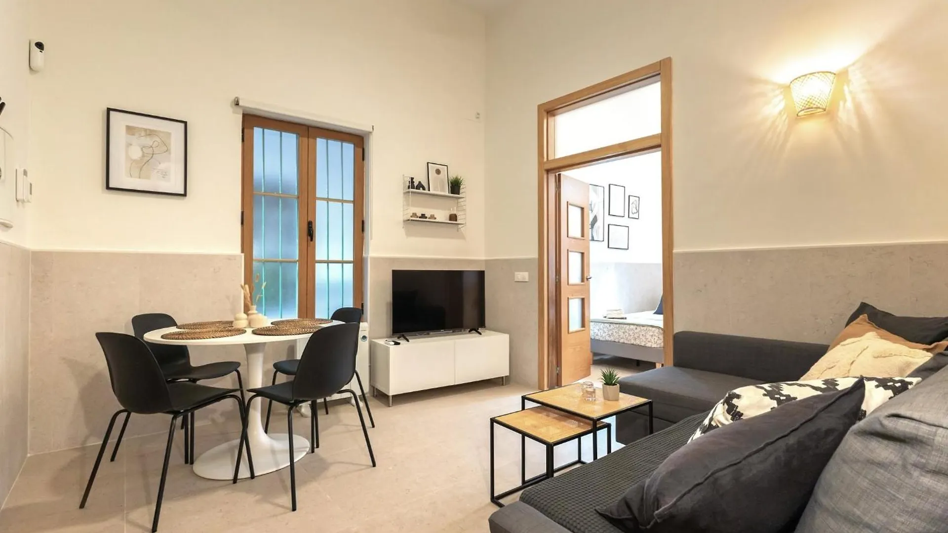 Modern Spacious Apartment Central Of Sevilla